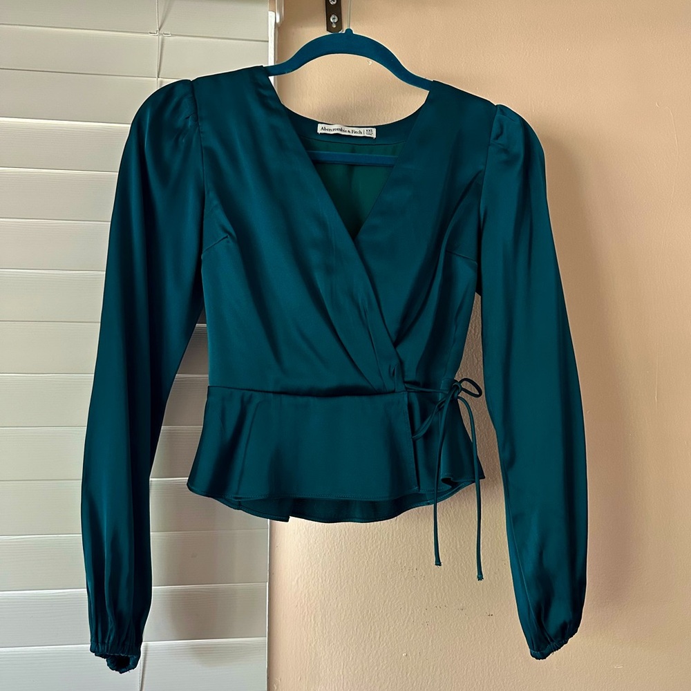 Abercrombie & Fitch Teal Satin Peplum Blouse • XXS